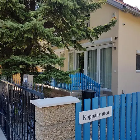 Jo-jo's Nyaralohaz Siófok